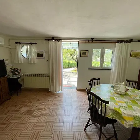 Rosy - Levanto, 5 Terre