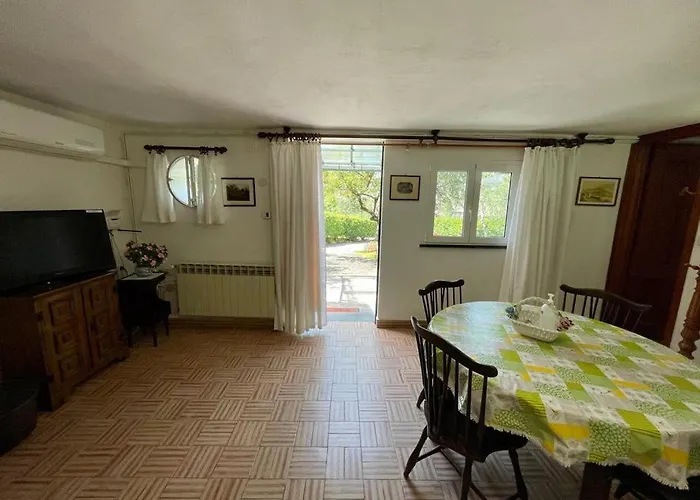 Rosy - Levanto, 5 Terre