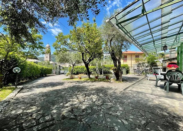 Rosy - Levanto, 5 Terre * Levanto